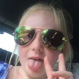 Meet your Posher, Tessa